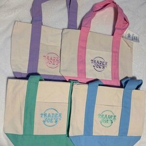 Trader Joe’s Mini Pastel Tote Bag Set of 4